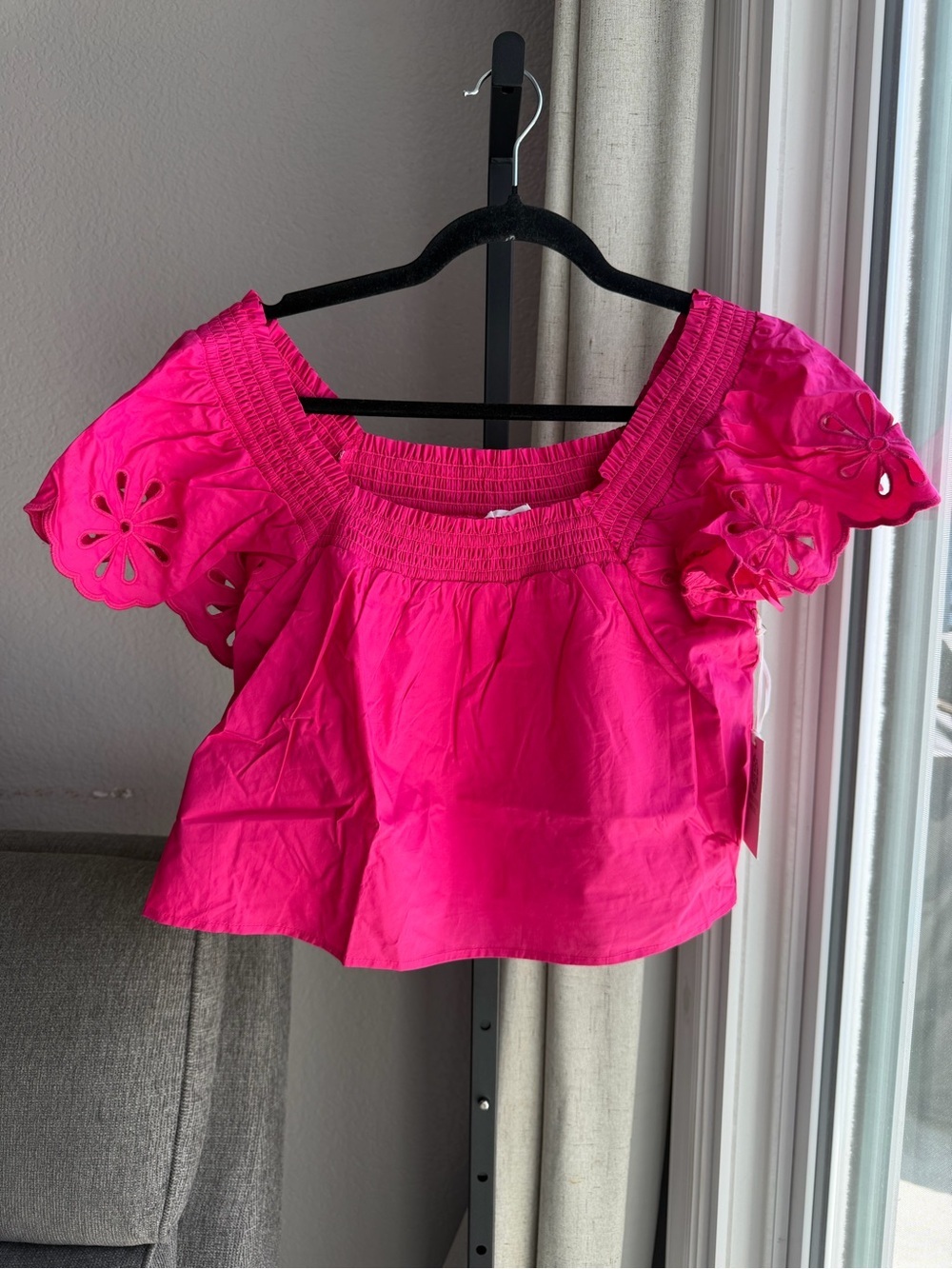 Hyacinth House Pink Eyelet-Sleeve Crop Top - Picture 3 of 9